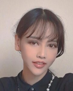 今日は新宿に出勤してます